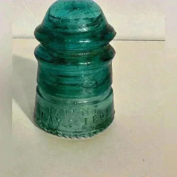 Hemingray No 12 Vintage Glass Electrical Insulator Green/Blue Patent May 2 1892 - Picture 2 of 6